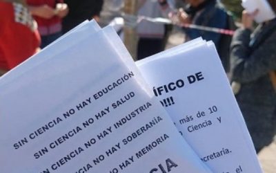RECLAMAMOS URGENTE RECOMPOSICIÓN PARA EL SECTOR CIENTÍFICO